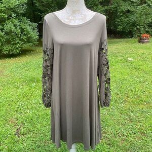 Spense Army Green Embroidered Cutwork Lace Sleeve Trapeze Dress Size L